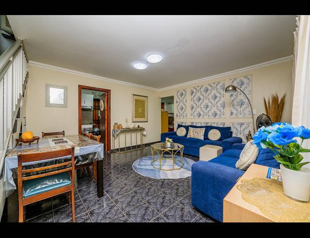 3 BEDROOM SECTIONAL TITLE FOR SALE IN RESERVOIR HILLS